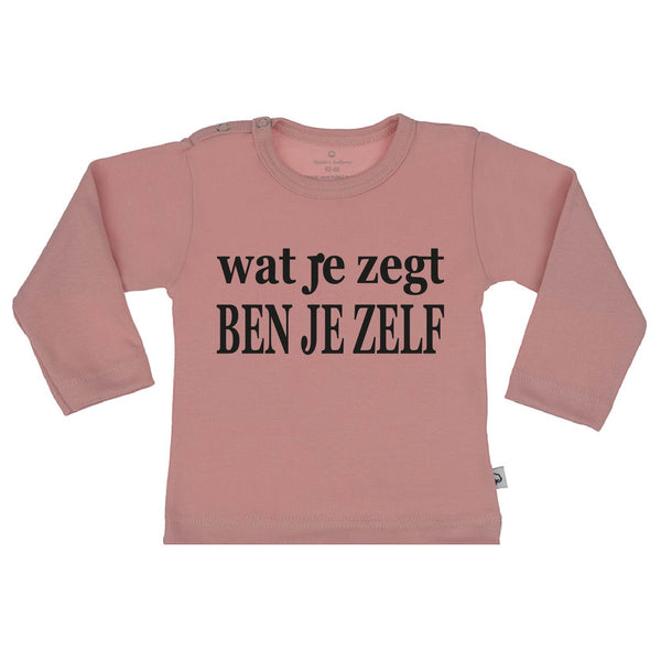 TShirt wat je zegt ben je zelf woodenbuttons